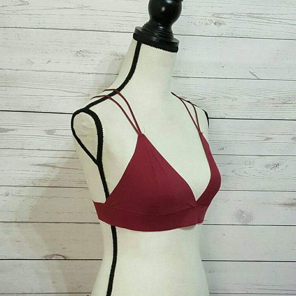 SOLD* UO Out From Under Triangle Bralette - Picture 5 of 7